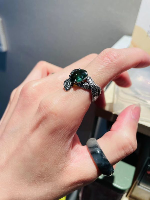 【客户返图】碧玺蛇戒、捷克陨石、 超七返图,和菩心晶石相伴的路上-菩心晶舍