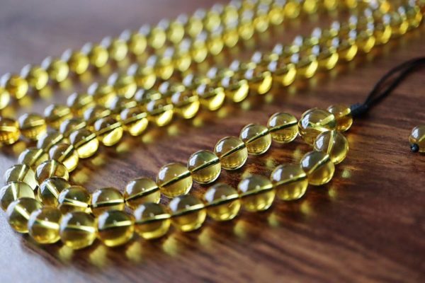 一条极简蓝珀一百零八子佛珠,时常把玩一番-菩心晶舍