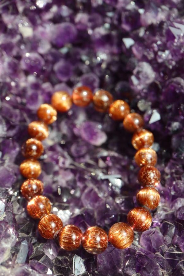 菩心的乌拉圭大紫晶簇,内涵一只含苞欲放的紫晶莲花-菩心晶舍