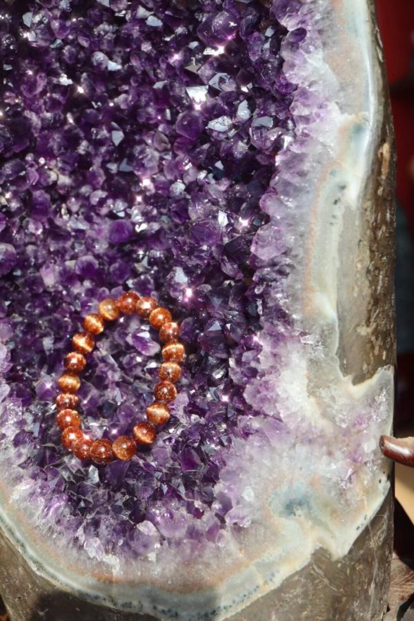 菩心的乌拉圭大紫晶簇,内涵一只含苞欲放的紫晶莲花-菩心晶舍