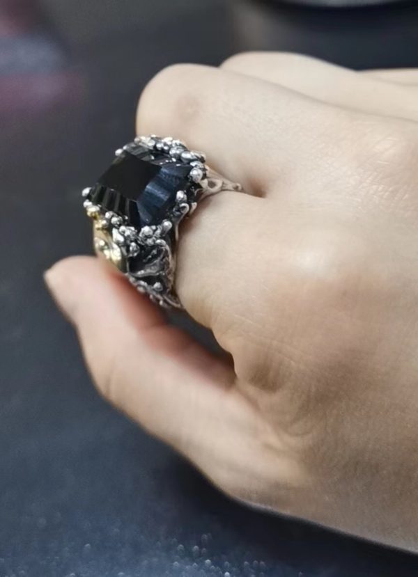 【客户返图】小姐姐戴爆款捷克陨石戒也是绝美!很特别!-菩心晶舍