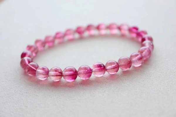 使出洪荒之力湊出了一条桃粉色碧玺聚宝盆-菩心晶舍