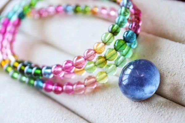 有小可爱问我,为什么蓝发晶是治愈抑郁的-菩心晶舍