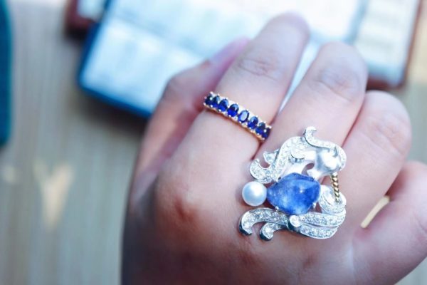 蓝发晶、蓝宝石、红宝石,仙仙的珠宝凉快下-菩心晶舍