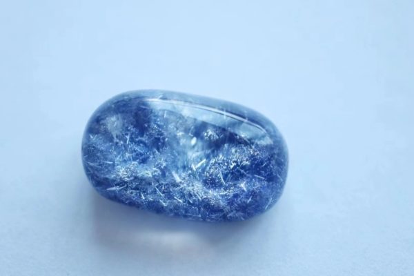 这一颗大蓝发晶,看设计图就感受到一股治愈系的凉意了-菩心晶舍