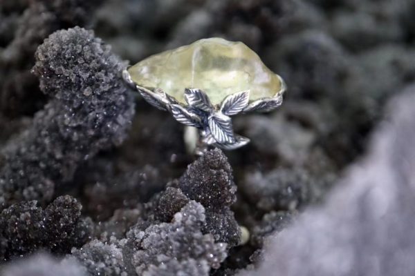 黄金陨石戒指,终于有一款新款现货了,森系,强有力的设计-菩心晶舍