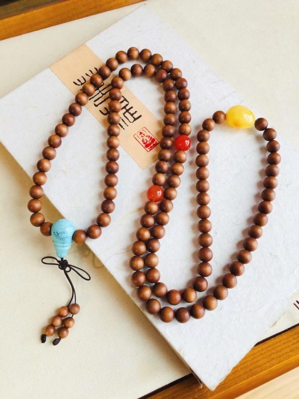 收藏级黑肉老山檀佛珠,稍加点缀,调调十足,味道太正了-菩心晶舍