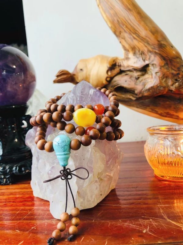 收藏级黑肉老山檀佛珠,稍加点缀,调调十足,味道太正了-菩心晶舍