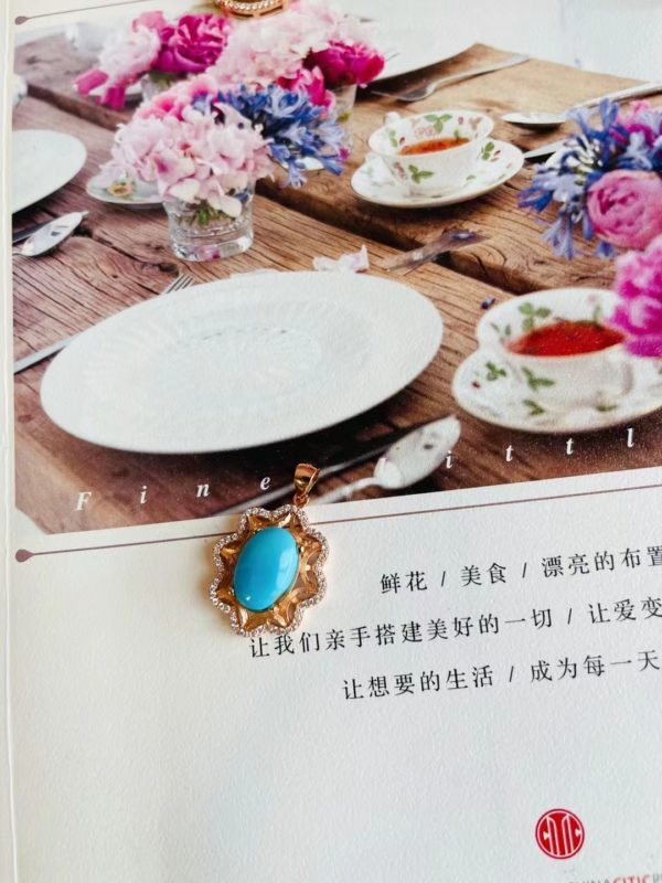 原矿高瓷高蓝的绿松石蛋面,纯银镀金镶嵌,超衬肤色-菩心晶舍