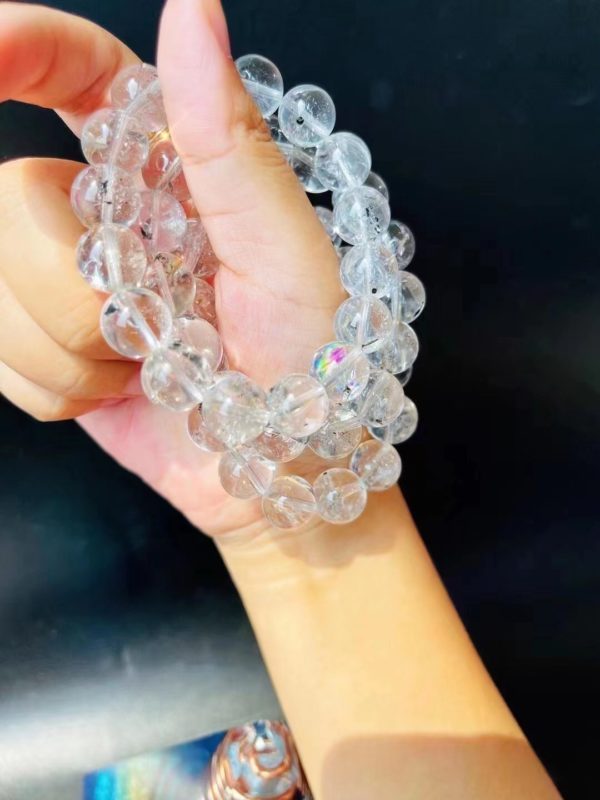 睡不好，就迅速把闪灵钻戴起来-菩心晶舍