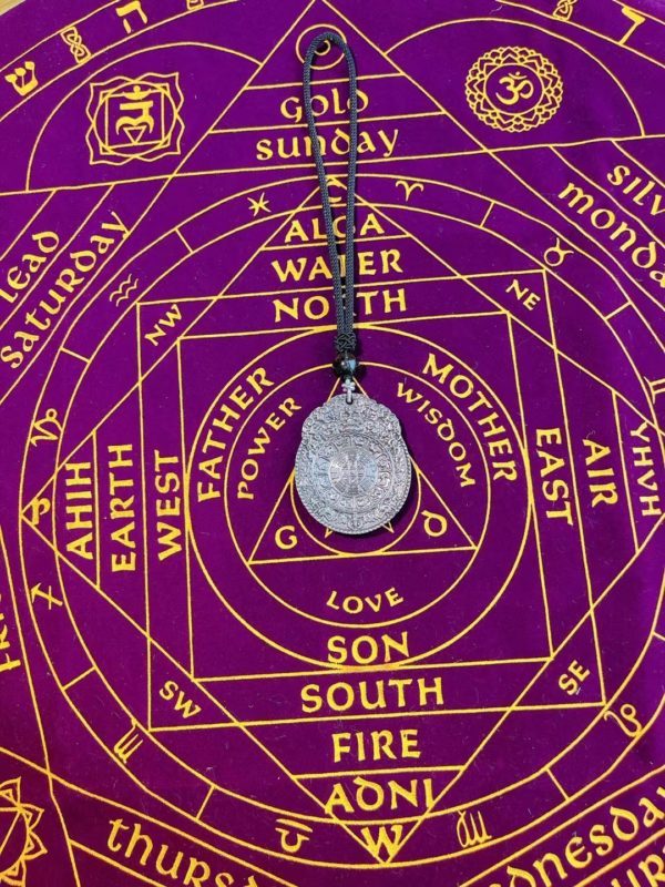 九宫八卦牌,如今搞一块真的是非常不容易-菩心晶舍