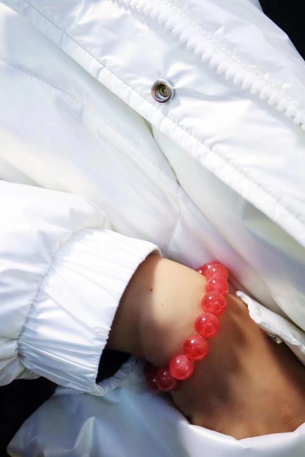 暗光线看红纹石,心动了-菩心晶舍