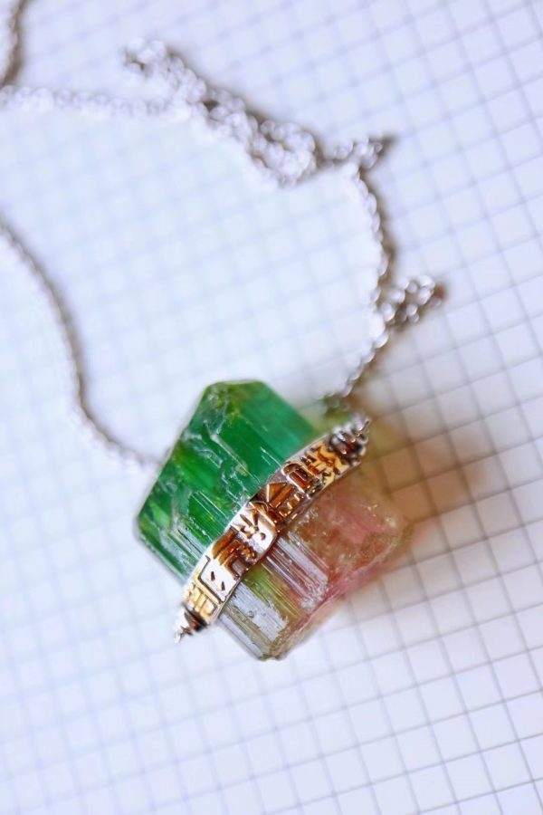 西瓜碧玺什么颜色最珍贵-菩心晶舍