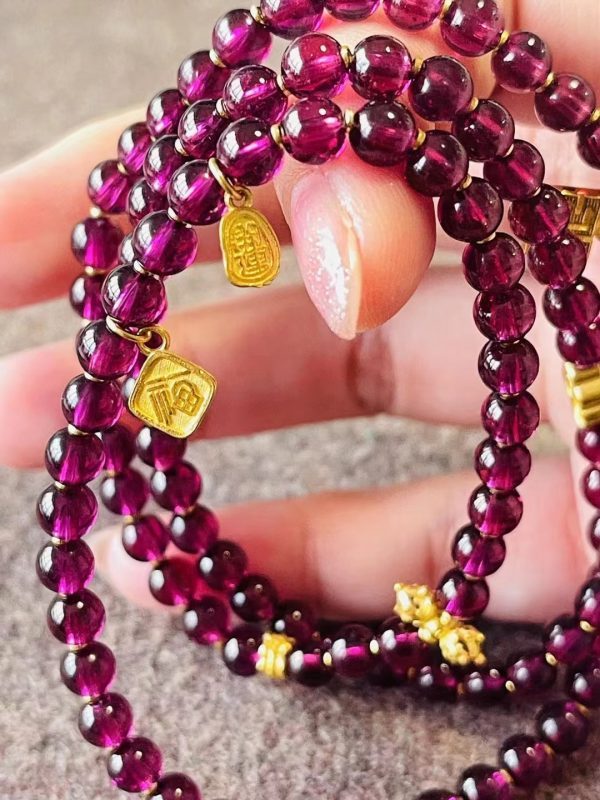 千足金跟石榴石真是绝配!-菩心晶舍