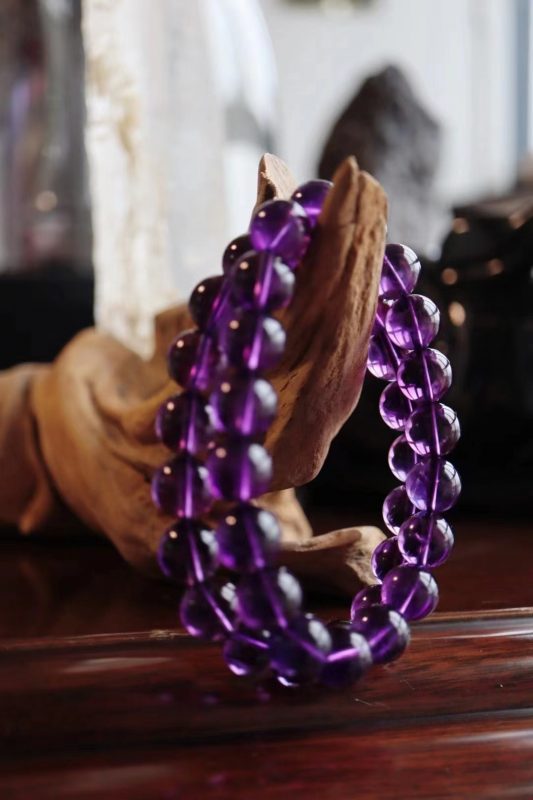 宝石级的紫水晶手链,代表高层次的爱意-菩心晶舍