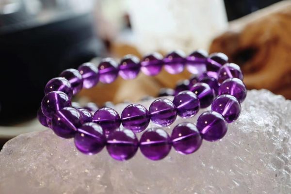 宝石级的紫水晶手链,代表高层次的爱意-菩心晶舍