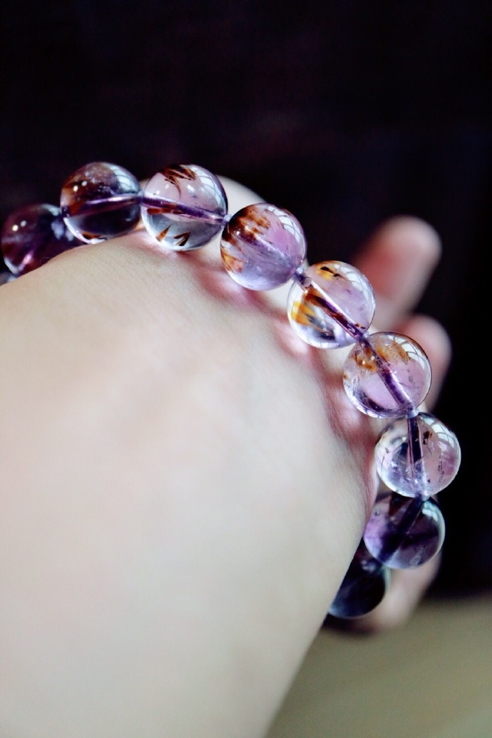 极品紫钛晶紫钛晶更是改运招财的强力风水石