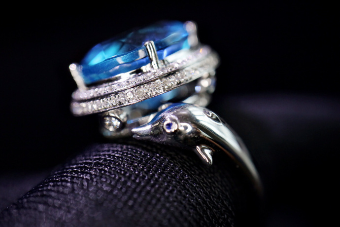 托帕石 | 白金钻戒