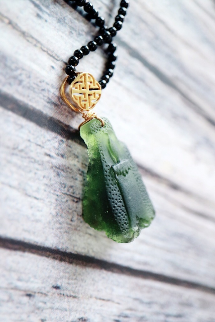 捷克陨石 | 点亮心灯