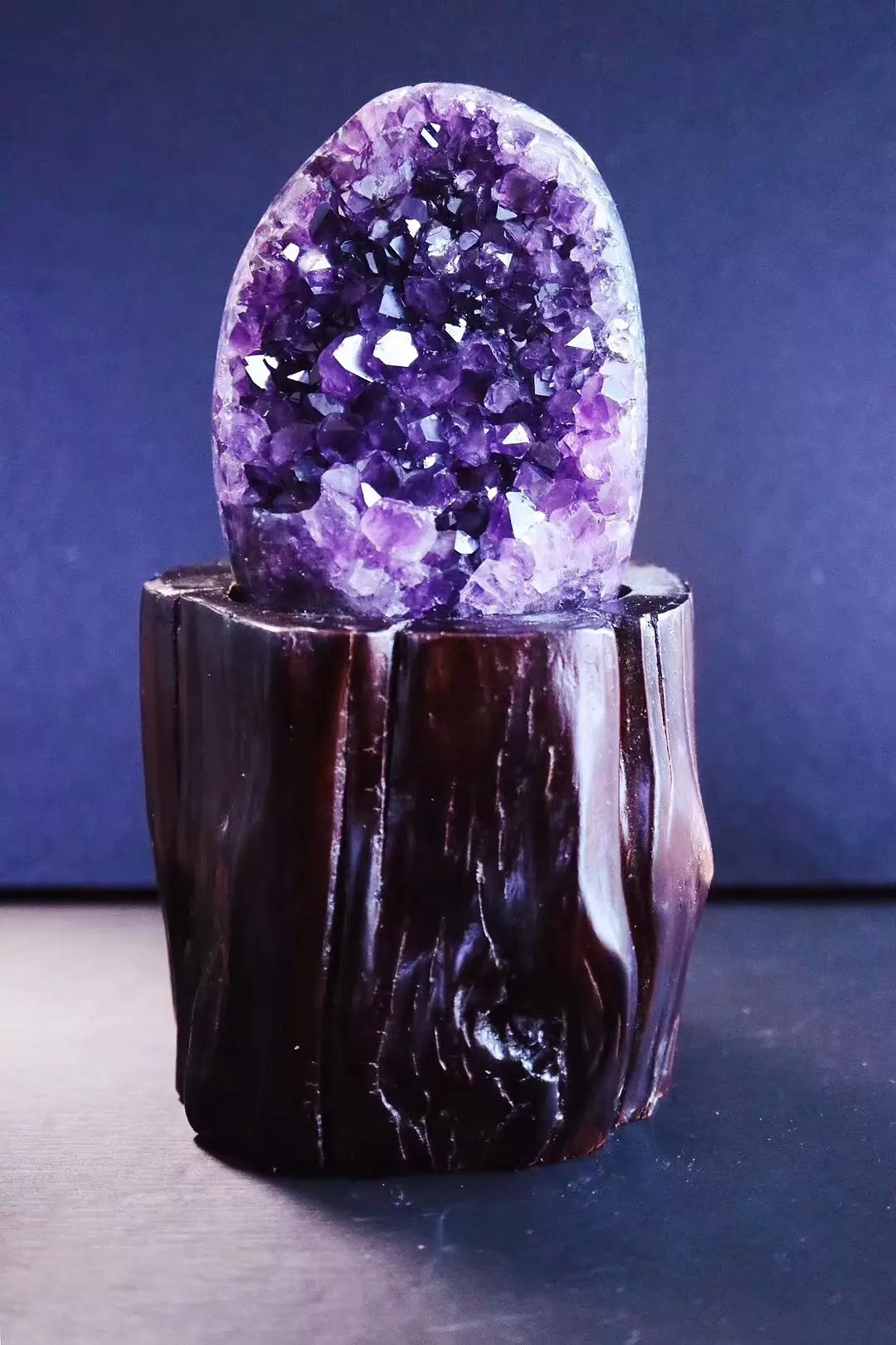 紫晶簇要怎么挑 什么形状的紫晶簇好 菩心晶舍