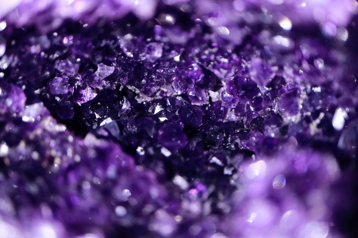 【菩心乌拉圭紫晶洞】极品乌拉圭小晶洞，形如智慧之眼，极具灵气-菩心晶舍