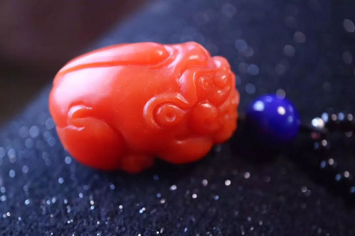 南红玛瑙 南红玛瑙最受欢迎的雕刻题材是什么?-菩心晶舍