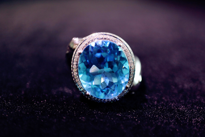 托帕石 | 白金钻戒