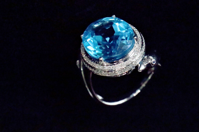 托帕石 | 白金钻戒