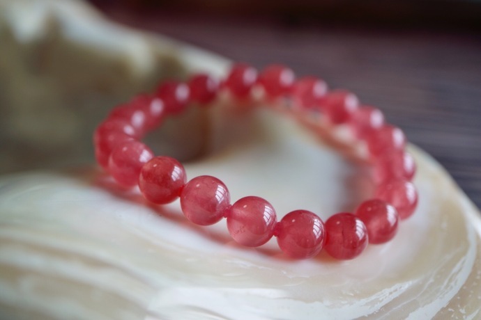 冰种红纹石 【冰种红纹石】女人都应该有一枚红纹石-菩心晶舍