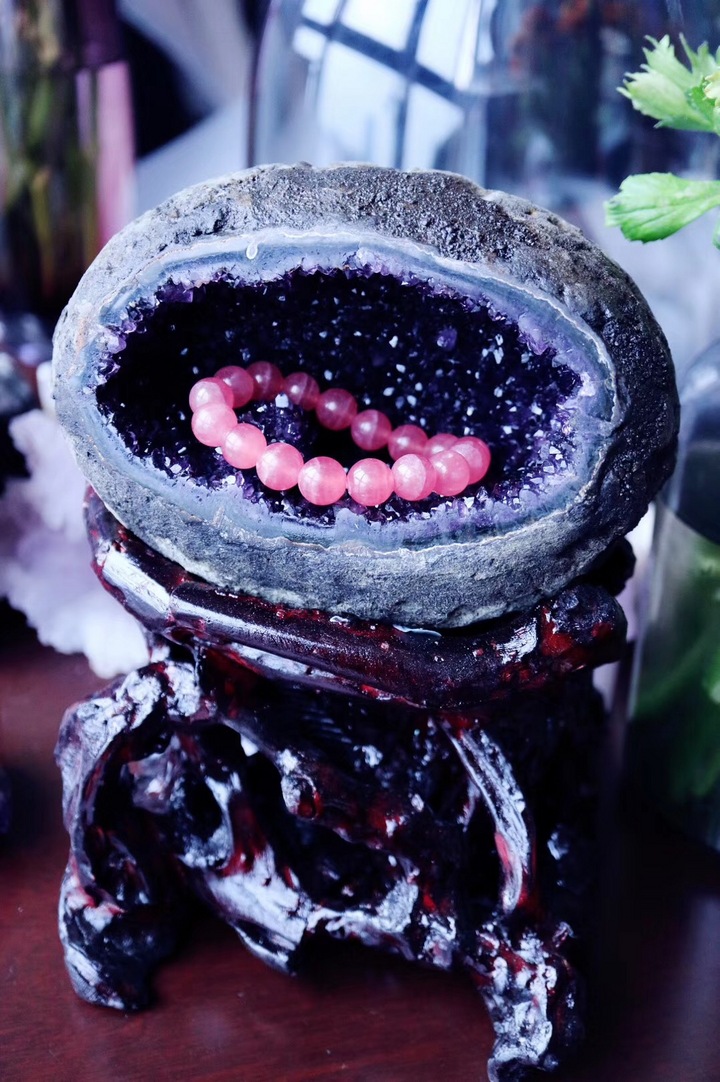 【紫晶洞】自带一朵紫晶花的顶级乌拉圭原矿小晶洞-菩心晶舍