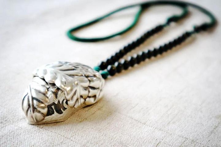 捷克陨石羽翼大卫星吊坠 菩心近期的设计款单品以及设计图展示-菩心晶舍