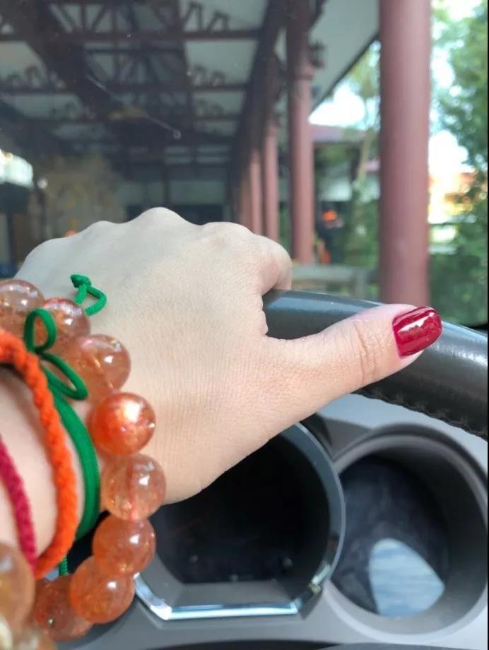 菩心晶舍客户返图 新手入坑,水晶应该戴左手还是戴右手?-菩心晶舍