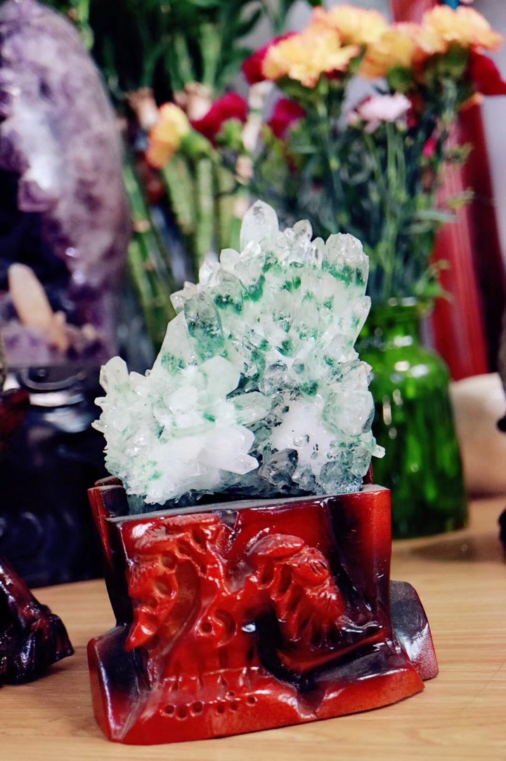 绿幽灵晶簇