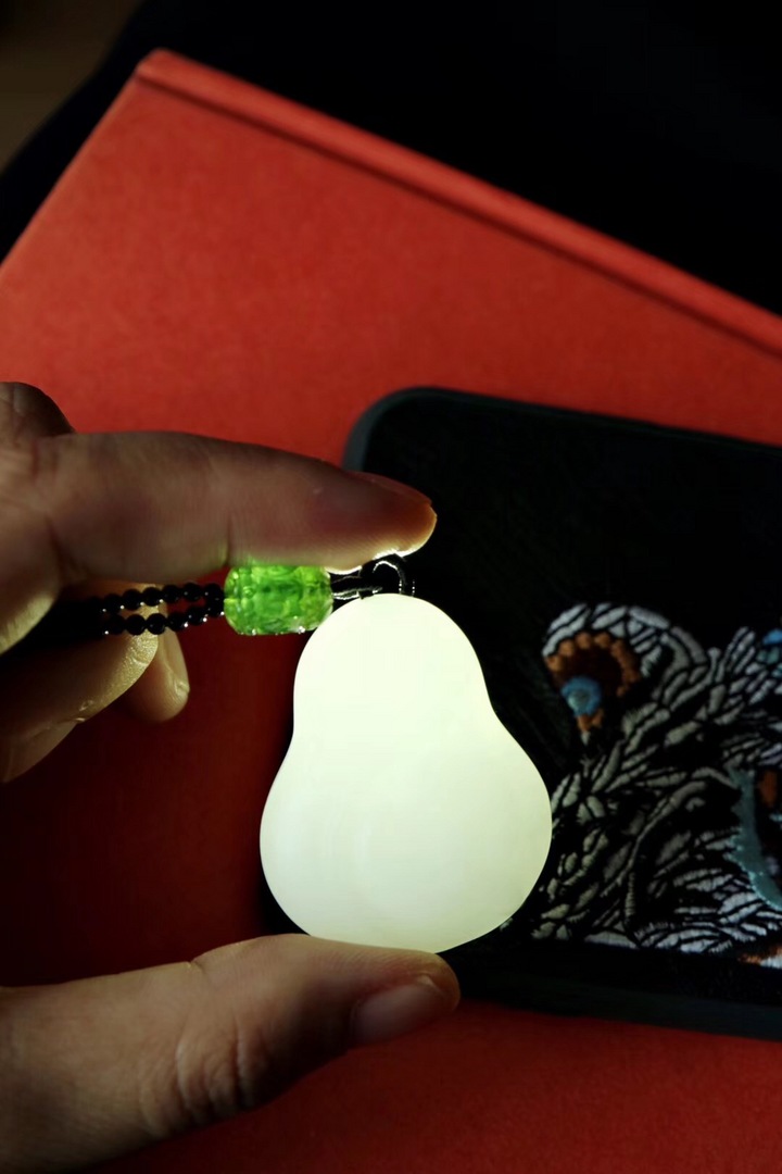 玉化砗磲 | 碧玺